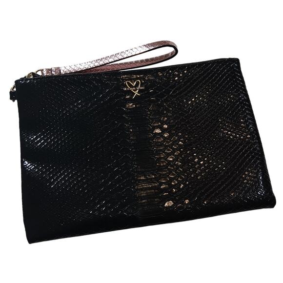 Victoria's Secret Handbags - Victoria's Secret Love Victoria Clutch Bag Black Animal Texture Shiny Zipper NEW